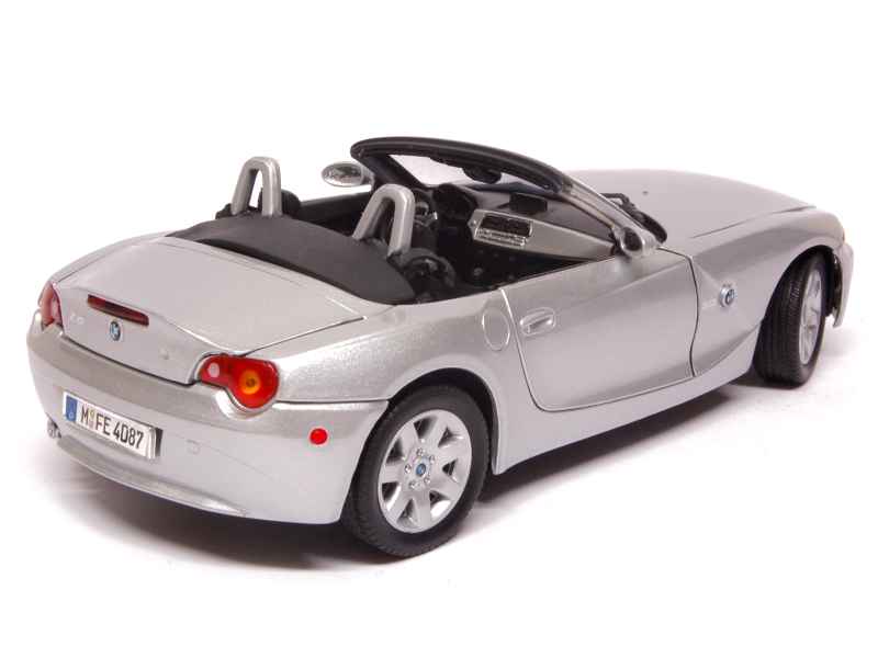 76889 BMW Z4 Roadster/ E85 2002