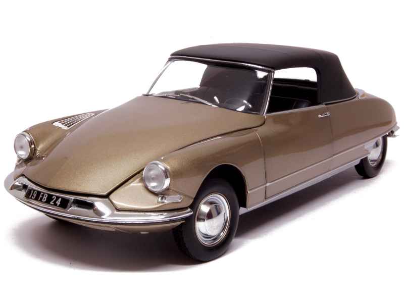 76918 Citro&euml;n DS19 Cabriolet 1961