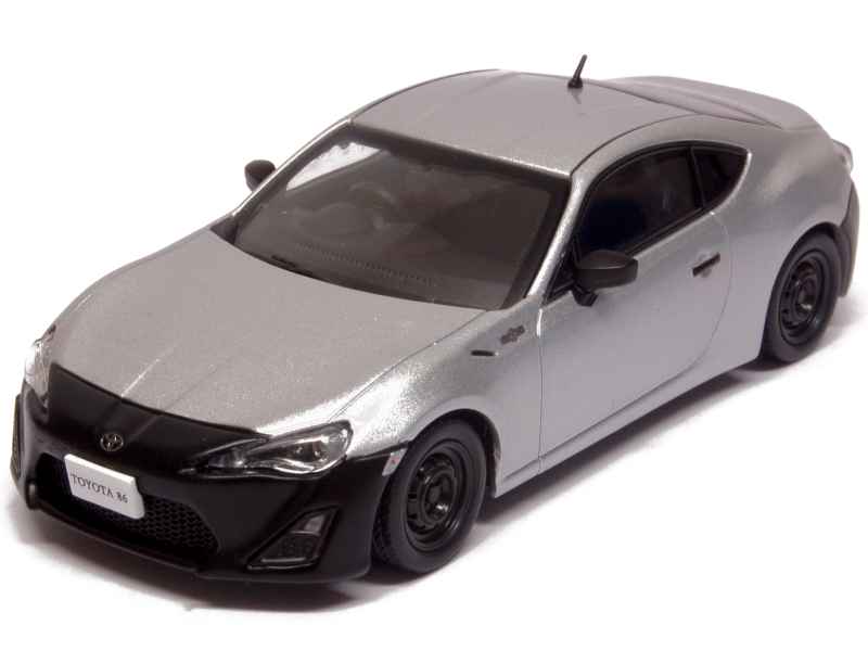 77117 Toyota 86 RC 2012
