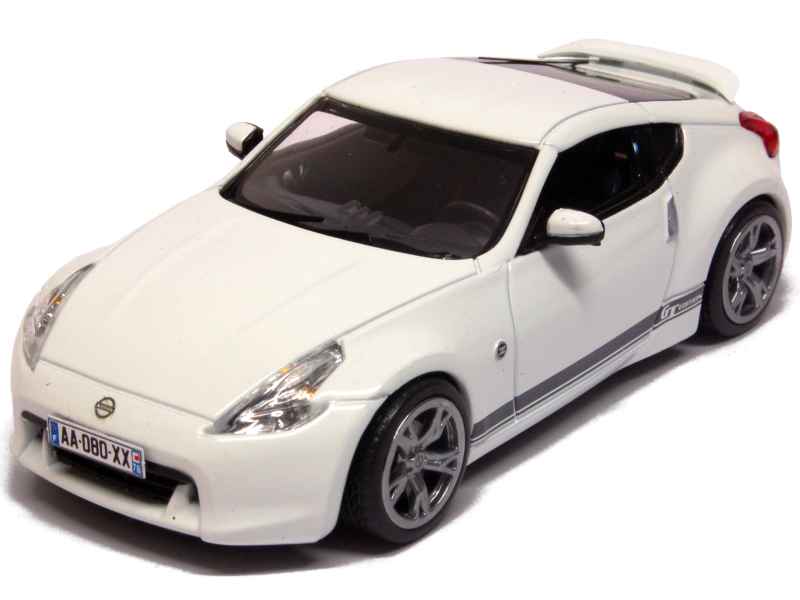 77120 Nissan 370Z GT Edition 2011
