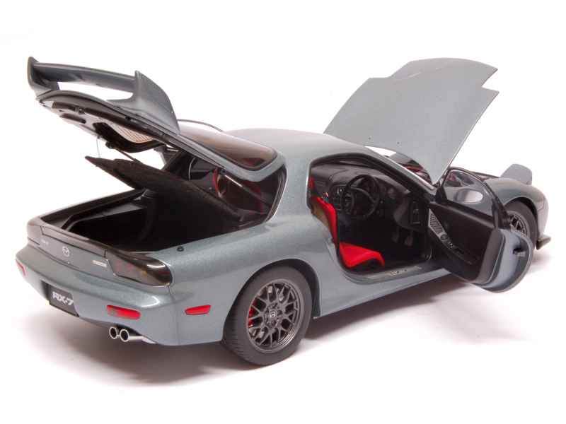 Mazda Savanna RX 7 Spirit R 2002 AUTOart 1 18 Autos Miniatures Tacot