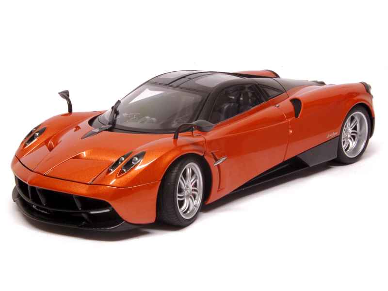 77366 Pagani Huayra 2012