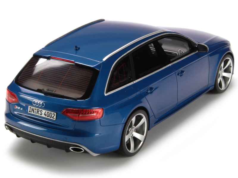 77481 Audi RS4 Avant 2012