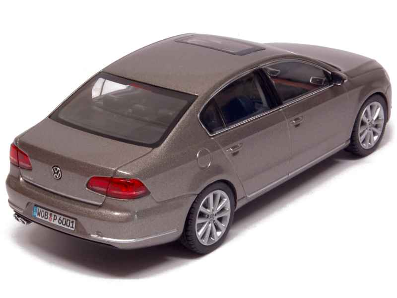 77598 Volkswagen Passat 2011