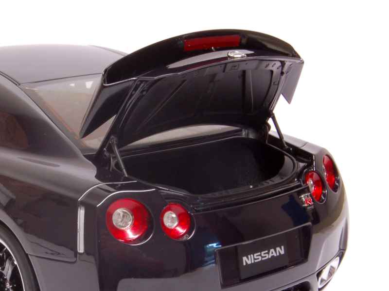Nissan - GT-R R35 Spec V 2009 - AUTOart - 1/12 - Autos