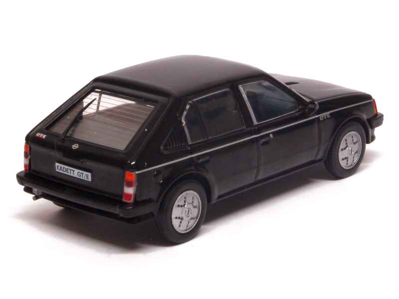 Modellini statici di auto, furgoni e camion rossi Kadett | Acquisti Online su