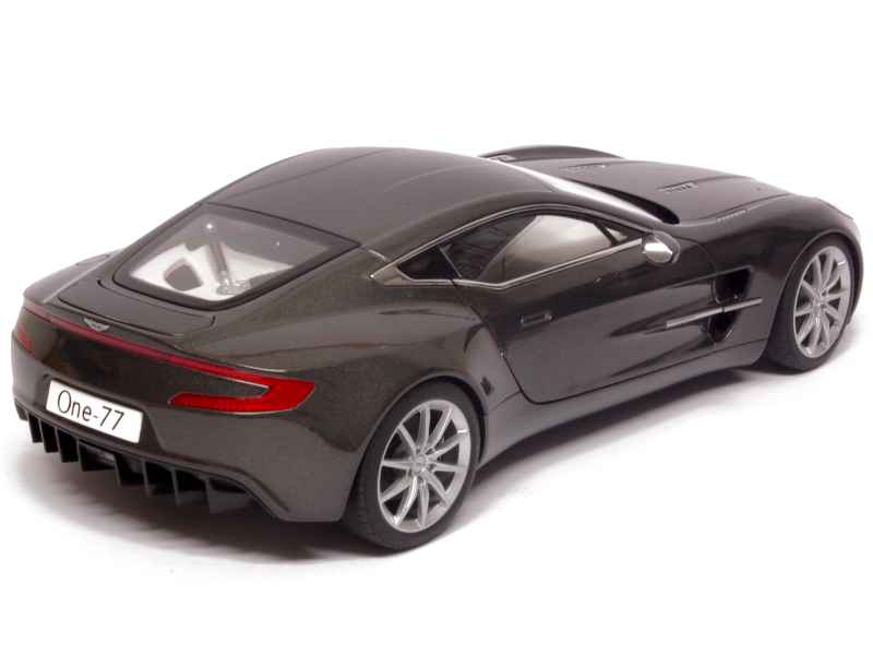 78023 Aston Martin One-77 2009