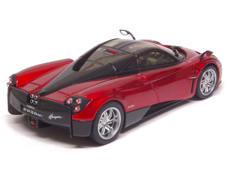 Pagani Huayra : essais, fiabilité, avis, photos, prix