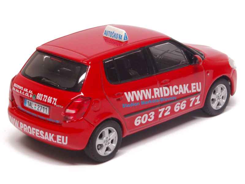 78273 Skoda Fabia II Auto Ecole