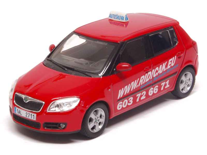 78273 Skoda Fabia II Auto Ecole