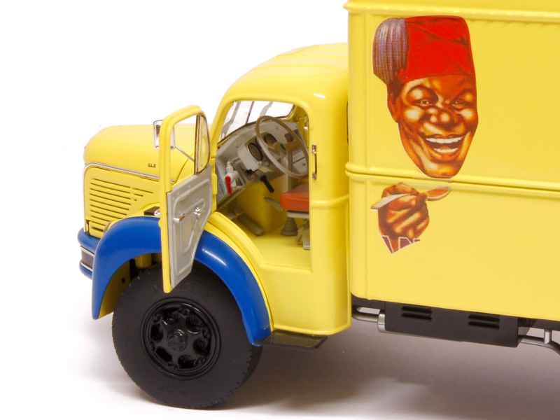 Camion Citerne Berliet GLR 8 Esso - SAI 2618 - Brekina - Véhicules