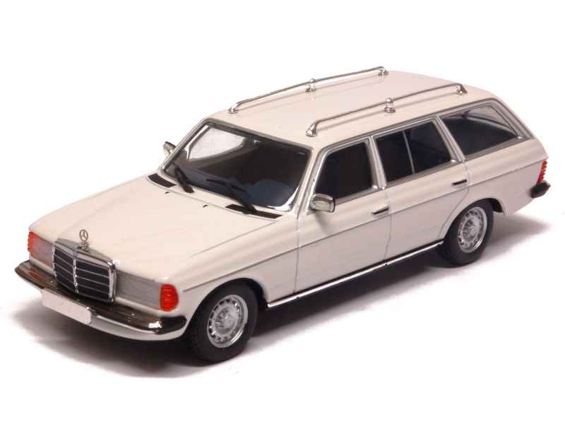 78425 Mercedes 250 T Break/ S123 1978