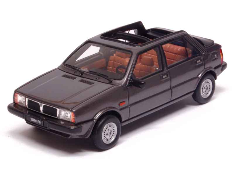 78527 Lancia Delta Decouvrable 1983