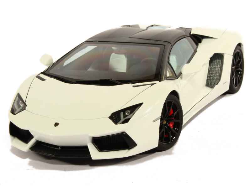 79119 Lamborghini Aventador LP 700-4 Roadster 2013