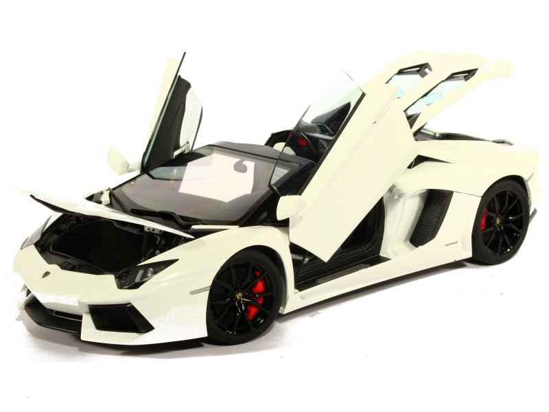 79119 Lamborghini Aventador LP 700-4 Roadster 2013
