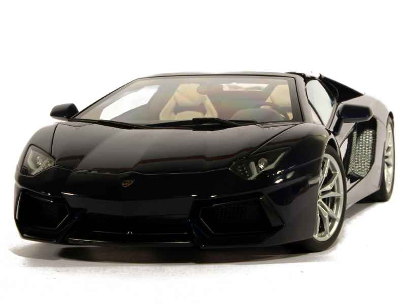 79120 Lamborghini Aventador LP 700-4 Roadster 2013