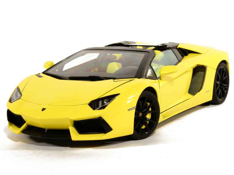79122 Lamborghini Aventador LP 700-4 Roadster 2013
