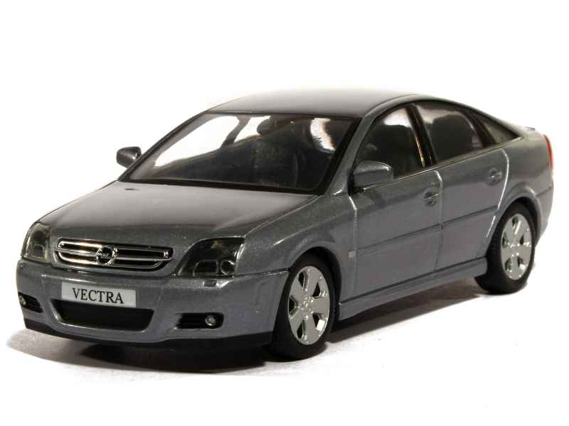 79194 Opel Vectra GTS 5 Doors 2004