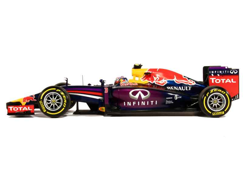 79348 Red Bull RB10 Renault 2014