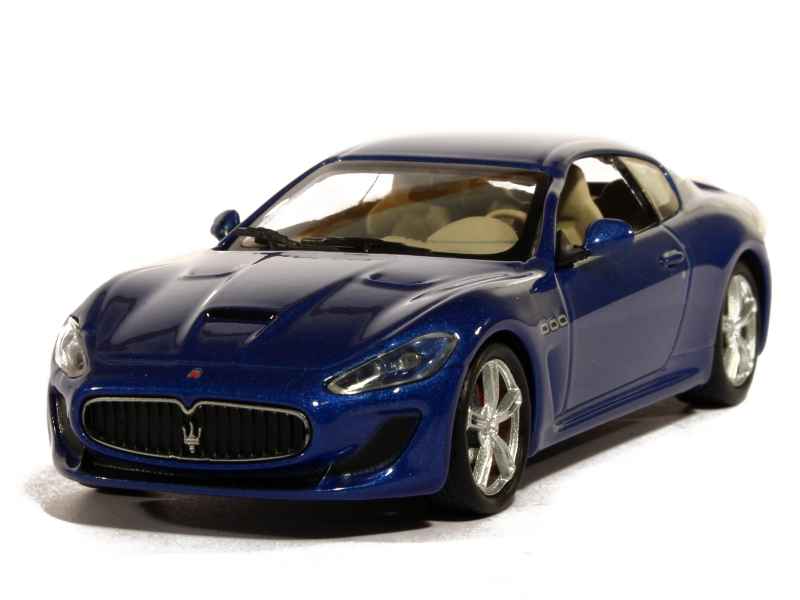 79376 Maserati GranTurismo MC GT4 2010