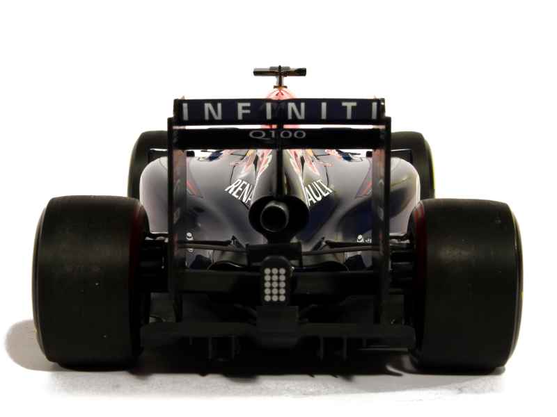 79408 Red Bull RB10 Renault 2014