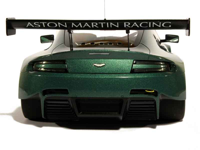 79423 Aston Martin Vantage V12 GT3 2013