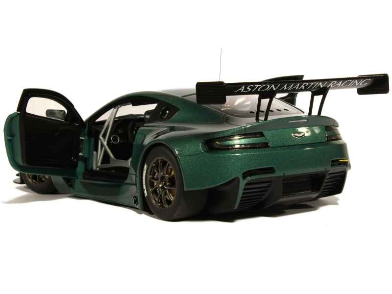 79423 Aston Martin Vantage V12 GT3 2013