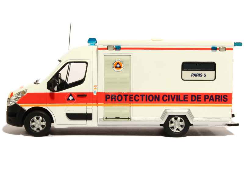 79426 Renault Master III Caisson Ambulance