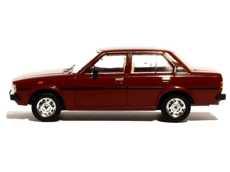 79448 Toyota Corolla/ E70 1979