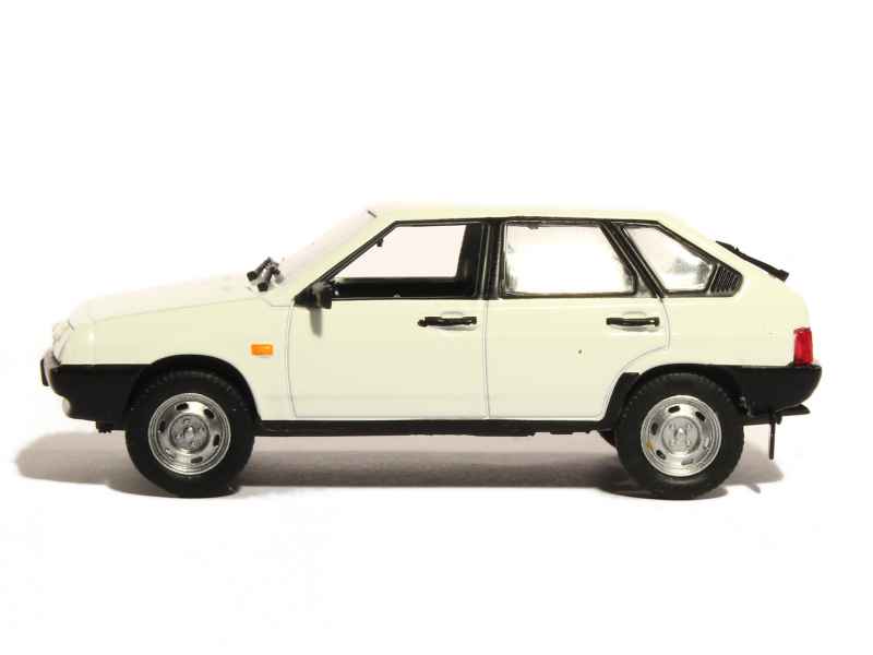 79525 Lada Samara 5 Doors 2109