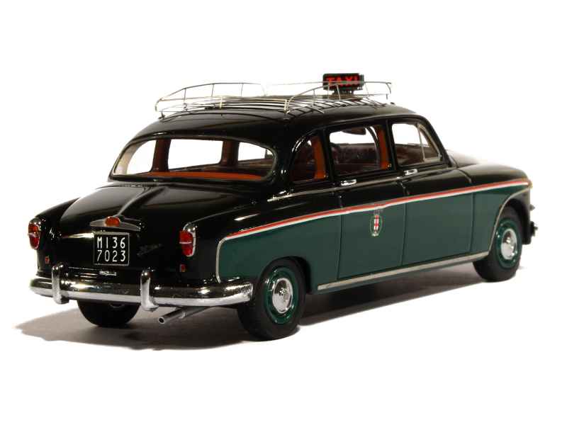 Fiat 1400B Lombardi Taxi Milan 1956 - KESS Miniature 1/43 (Résine, Neuve)