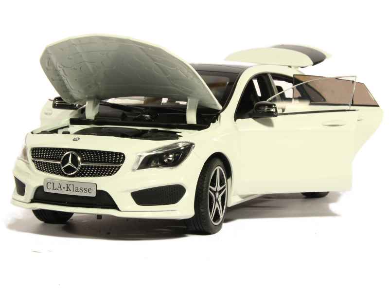 79688 Mercedes CLA Shooting Brake 2015