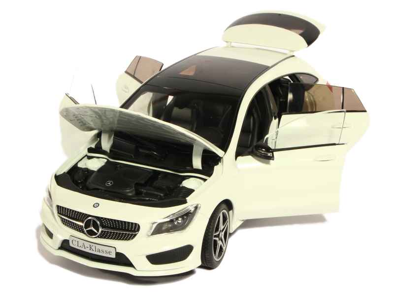 79688 Mercedes CLA Shooting Brake 2015
