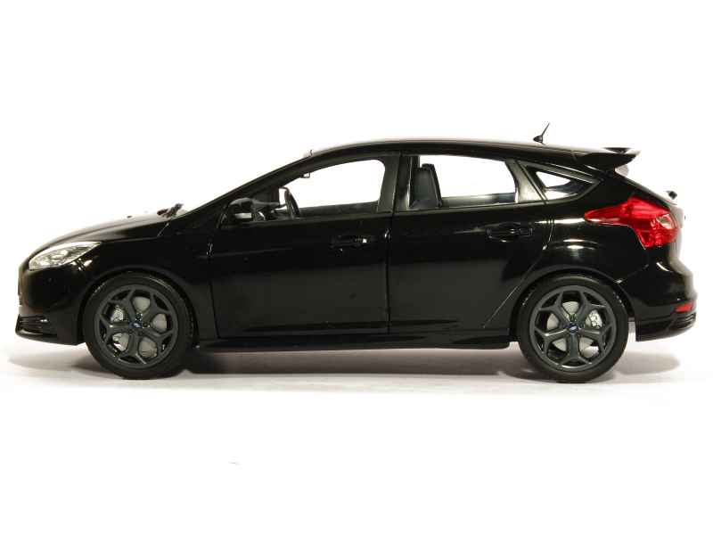 79725 Ford Focus ST 2011