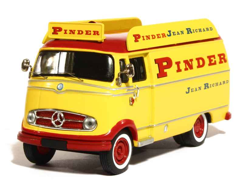79843 Mercedes L 319 Fourgon Cirque Pinder