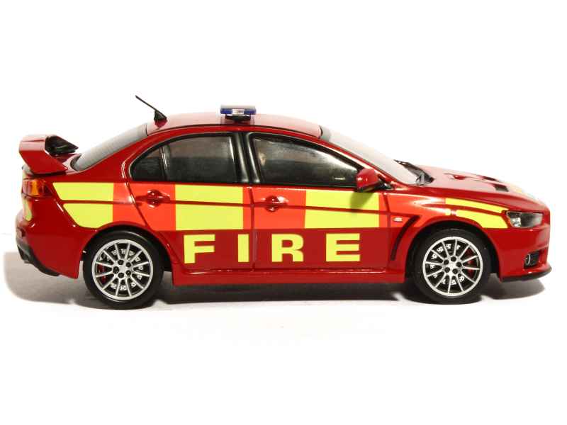 MITSUBISHI LANCER ÉVOLUTION VII ixo au 1/43 EUR 13,00 - FR