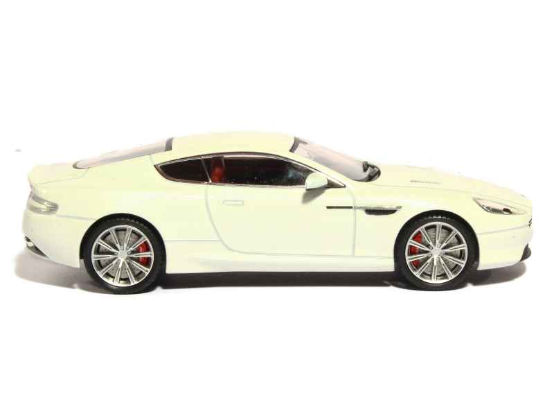79948 Aston Martin DB9 2013