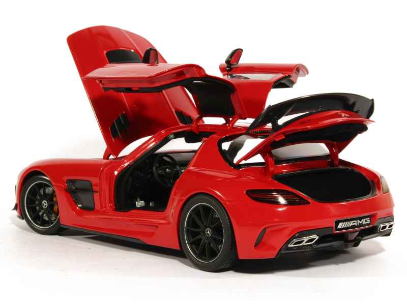 79970 Mercedes SLS AMG Black Series/ C197 2013