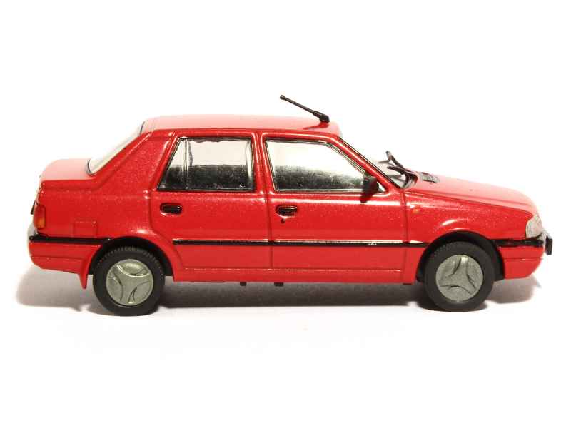 79987 Renault Dacia Supernova 2000