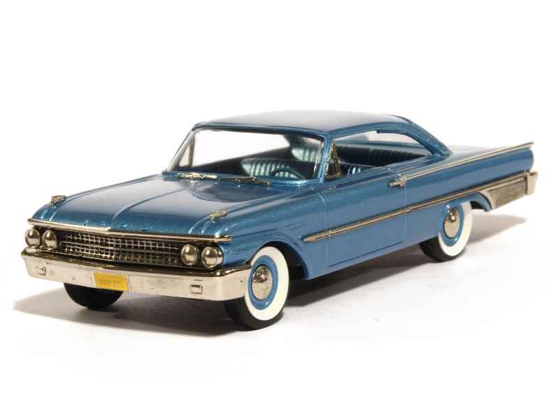 80035 Ford Galaxie Starliner 2 Doors Hard Top 1961