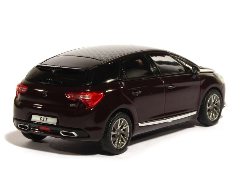 80134 DS DS5 2015