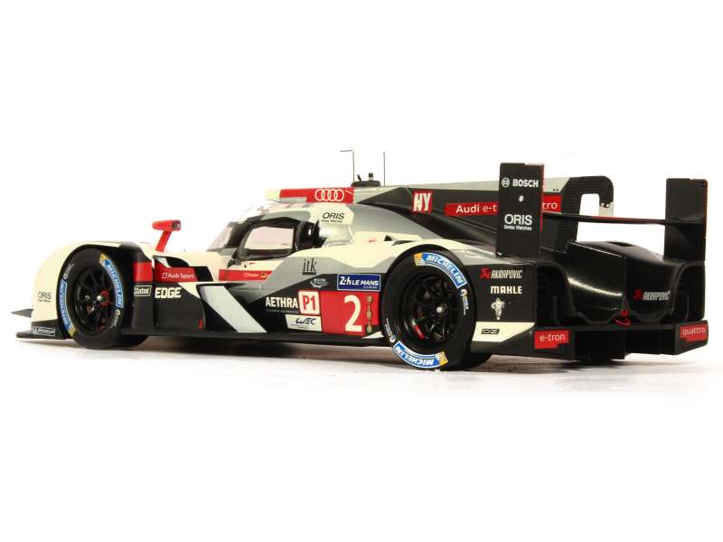 Audi - R18 e-tron quattro Le Mans 2014 - Spark Models - 1/18 Audi - R18 e-tron quattro Le Mans 2014 - Spark Models - 1/18