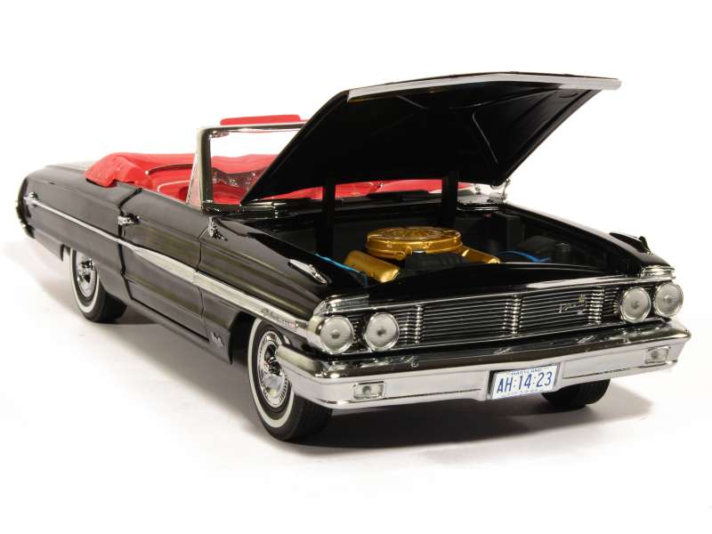 Modèle Réduit Ford Galaxie 500 Cabriolet 1963 - Échelle 1/18 Par Sun Star - Bleu Foncé - Neuf