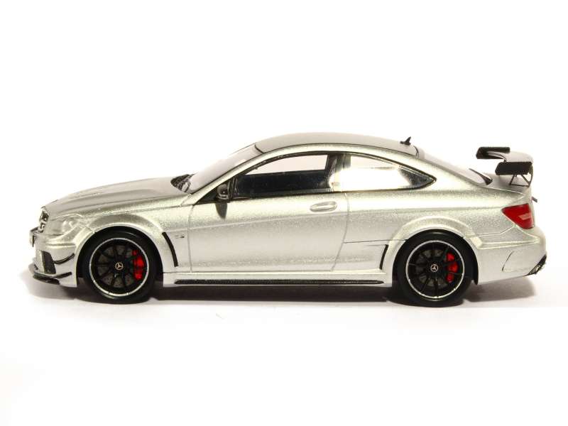 80242 Mercedes C63 AMG Coup&eacute; Black Series