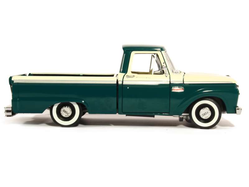 80470 Ford F-100 Custom Cab Pick-Up 1965