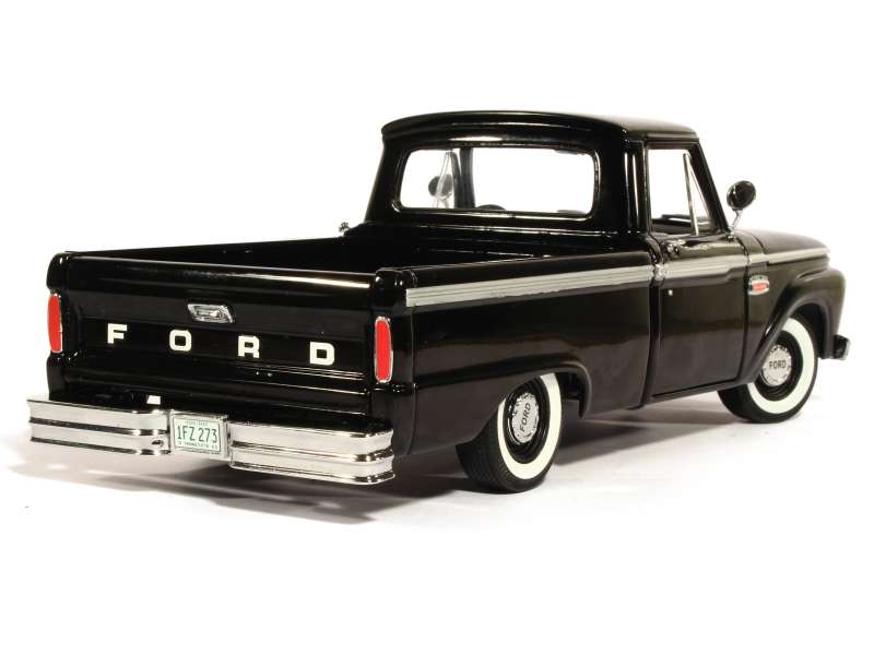 80471 Ford F-100 Custom Cab Pick-Up 1965