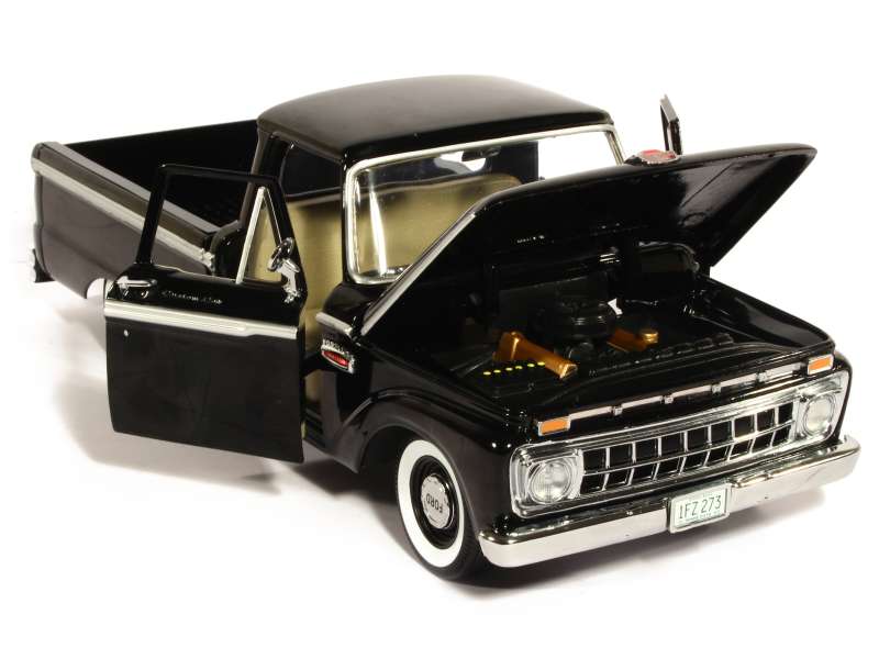 80471 Ford F-100 Custom Cab Pick-Up 1965