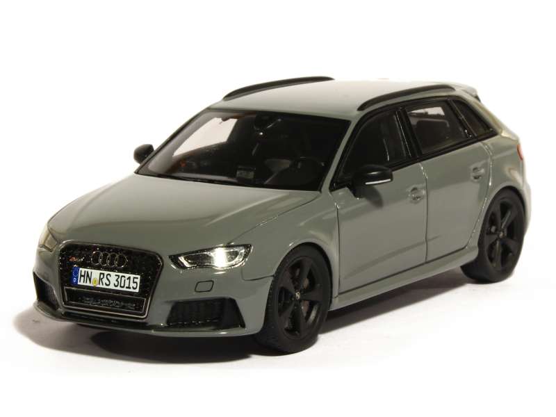 Audi - RS3 Sportback 2015 - Spark Models - 1/43 - Autos Miniatures