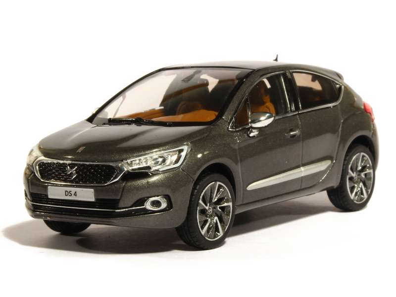 ds4 miniature