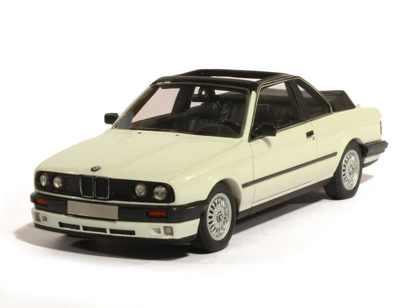 81139 BMW 318 Cabriolet Baur/ E30 